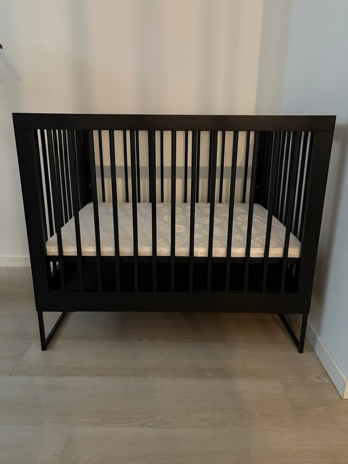 Kidsmill box zwart, Kinderen en Baby's, Boxen, Ophalen, Gebruikt