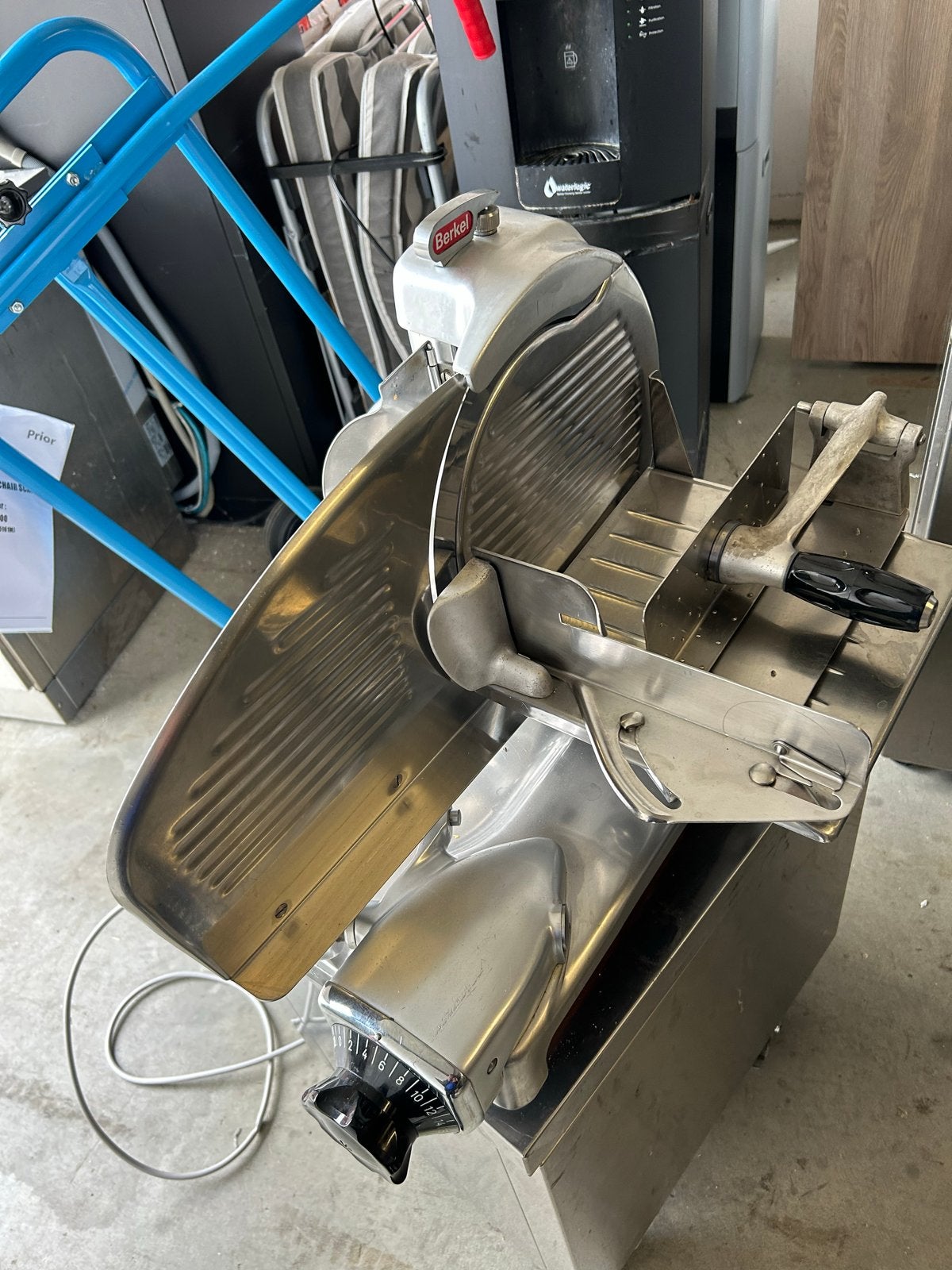 Berkel snijmachine model 834 met verrijdbaar RVS onderstel, Zakelijke goederen, Horeca | Keukenapparatuur, Ophalen, Gebruikt, Bakkerij en Slagerij