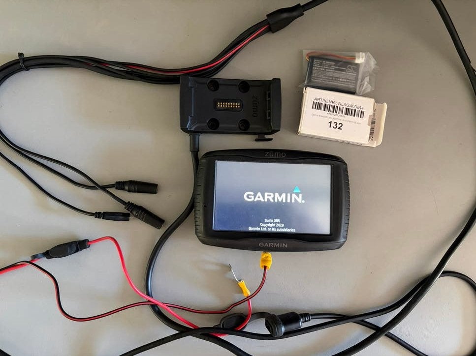 Garmin Zumo 595 met complete set en nieuwe accu, Ophalen of Verzenden, Gebruikt