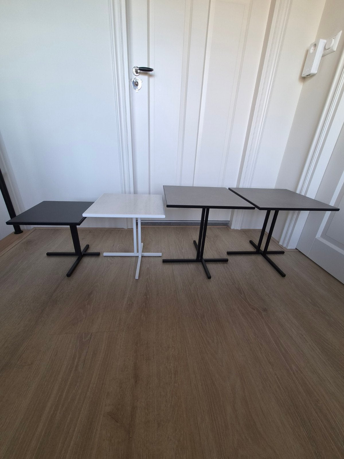 Bijzettafeltjes MDF Italia, Ophalen, Zo goed als nieuw, Vierkant, Minder dan 55 cm