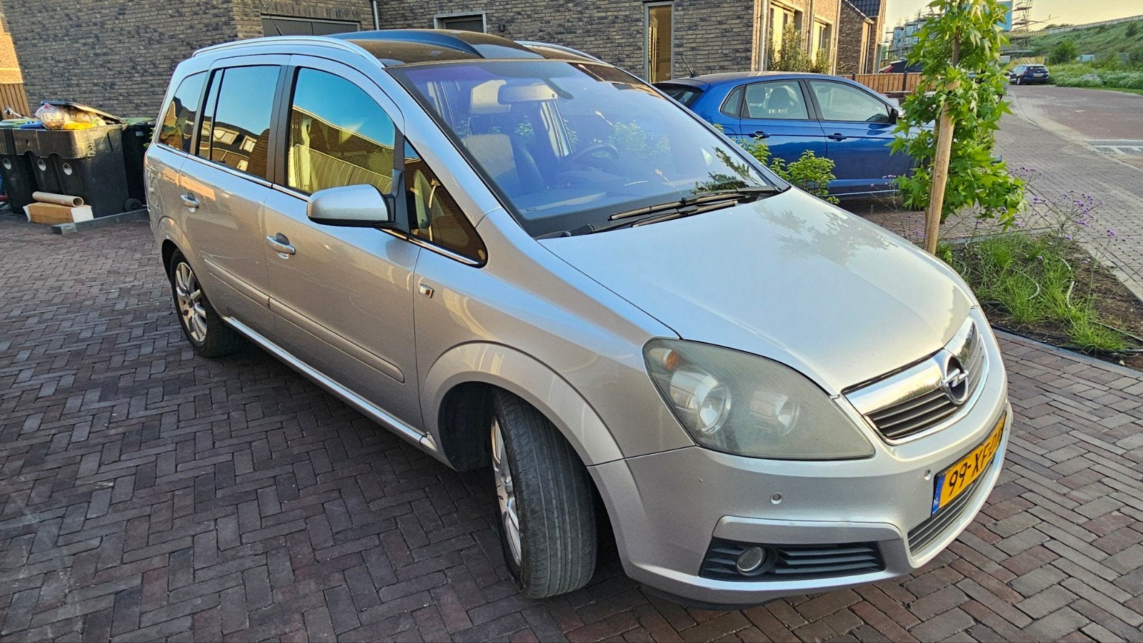 Opel Zafira 2.2 2007 Grijs, Auto's, Voorwielaandrijving, 4 cilinders, 7 stoelen, Origineel Nederlands