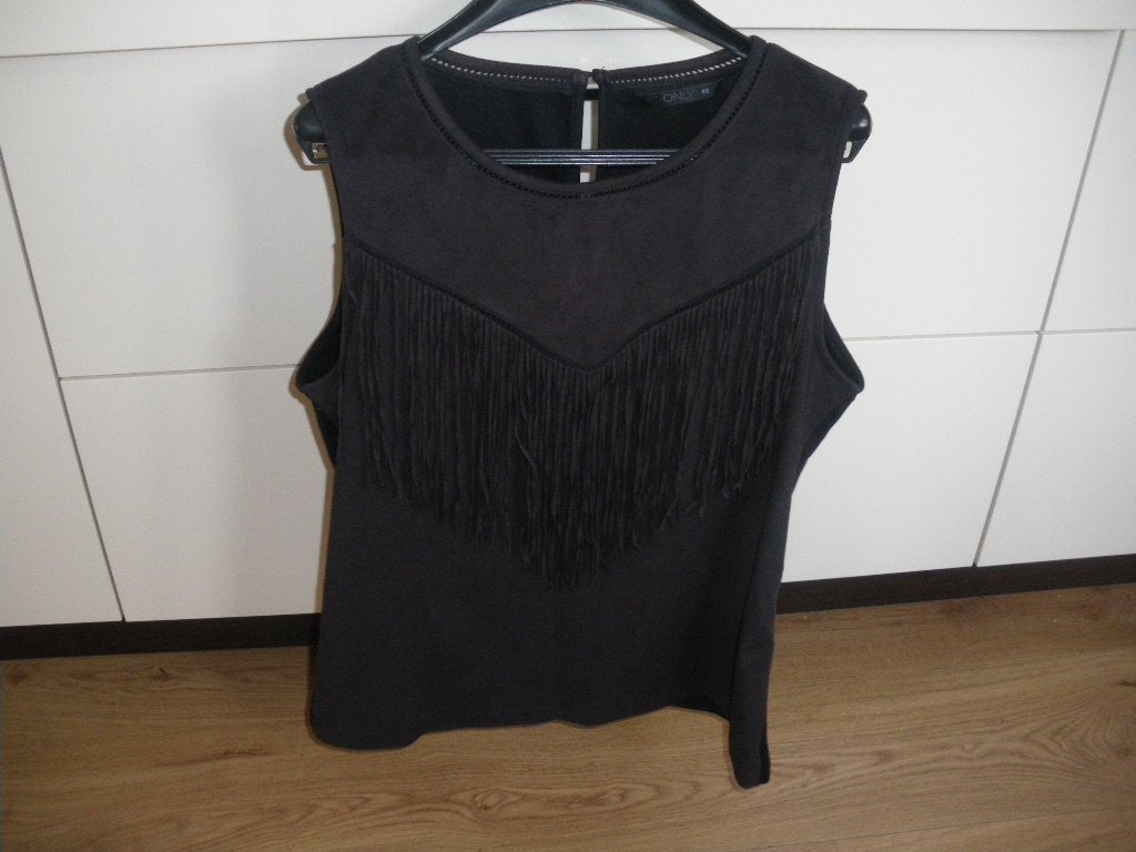heel mooi zwart zomer topje met franjers mt 40 merk only, Kleding | Dames, Tops, Maat 38/40 (M), Zwart, Ophalen of Verzenden, Zo goed als nieuw
