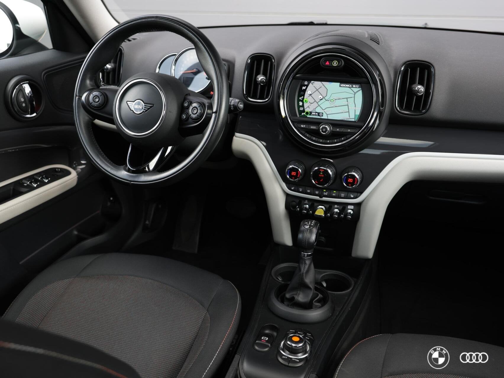 Mini Countryman COOPER SE ALL4 / PANODAK / STOELVW / AMBIENT, Auto's, Automaat, Stof, Met garantie (alle), Plug-in hybride