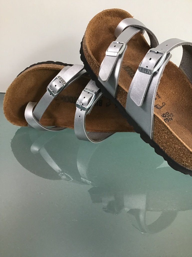 Birkenstock 36 zilver | Mayari slippers | Gratis verzenden, Slippers, Overige kleuren, Verzenden, Zo goed als nieuw