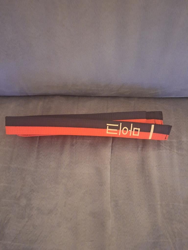 Taekwondo band - Zwart/rood - 300cm, Taekwondo, Ophalen of Verzenden, Zo goed als nieuw, Vechtsportmateriaal