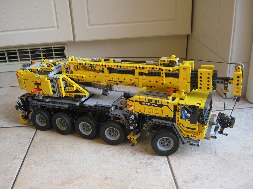 technic Lego mobiele kraan MKII 42009, Kinderen en Baby's, Speelgoed | Duplo en Lego, Lego, Ophalen of Verzenden, Zo goed als nieuw