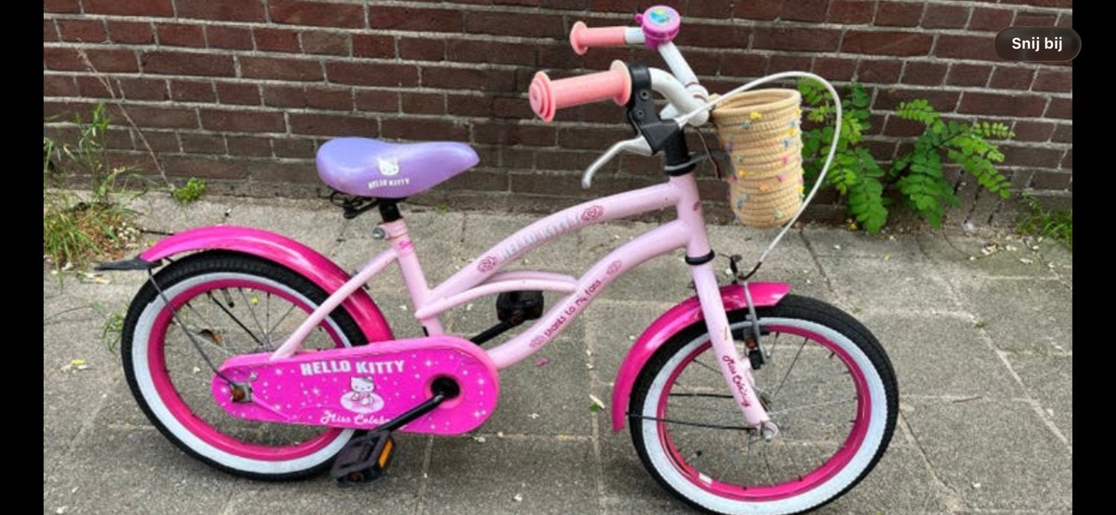 Roze Hello Kitty kinderfiets met mandje 18 inch., Fietsen en Brommers, Fietsen | Kinderfietsjes, Ophalen, Gebruikt, Terugtraprem