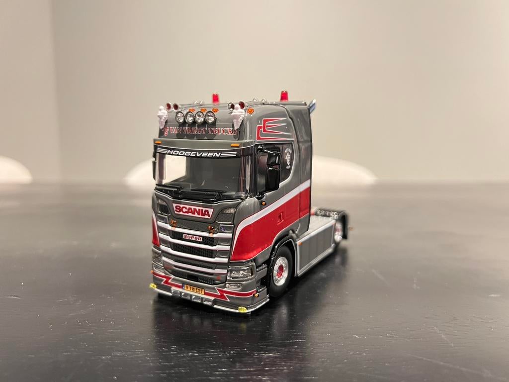 WSI Scania 660s Van Triest Trucks, Hobby en Vrije tijd, Nieuw, Ophalen of Verzenden, Bus of Vrachtwagen, Nvt