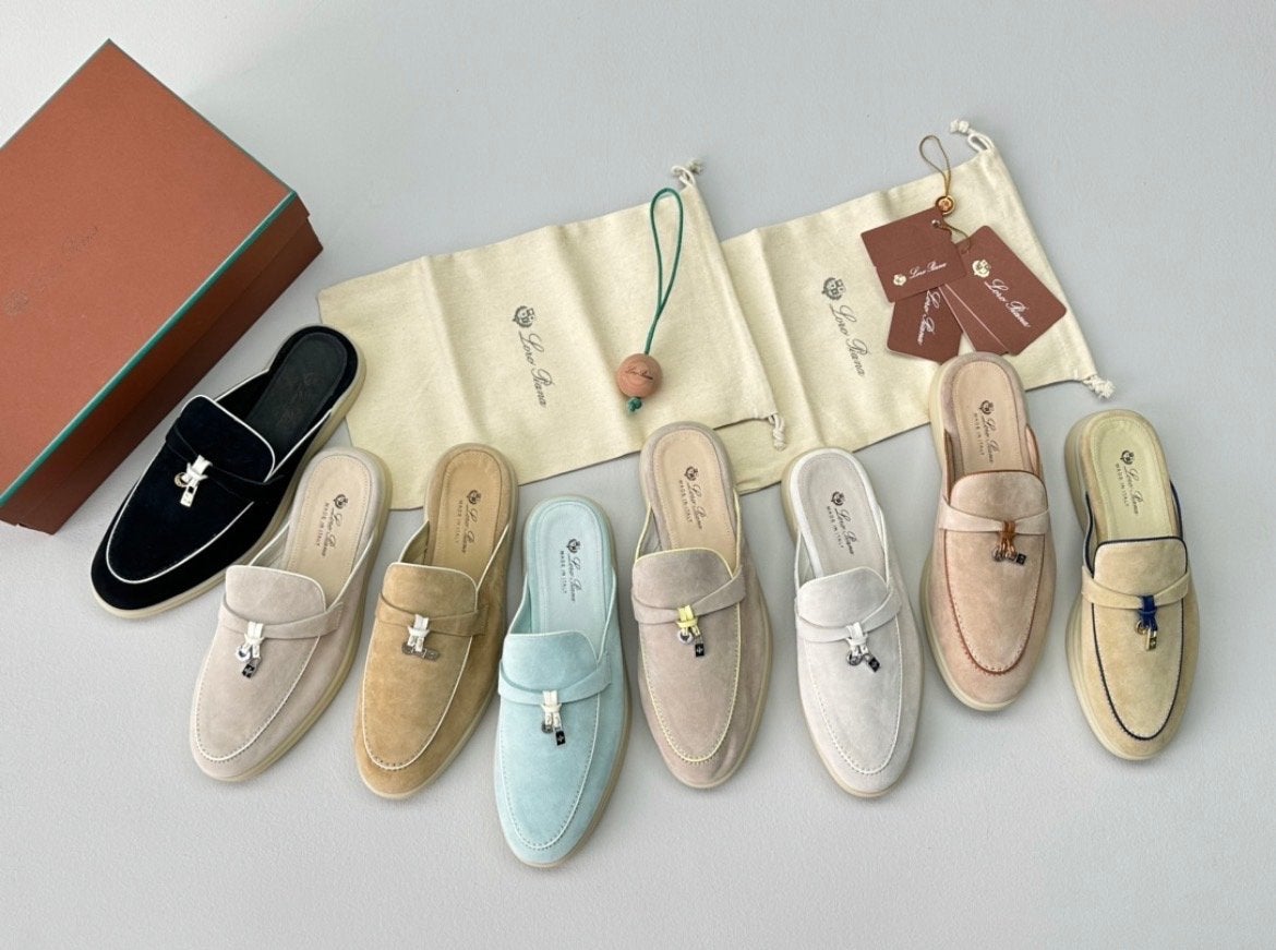 Loro Piana Dames Instappers - Diverse Kleuren, Ophalen of Verzenden, Nieuw, Overige kleuren, Instappers