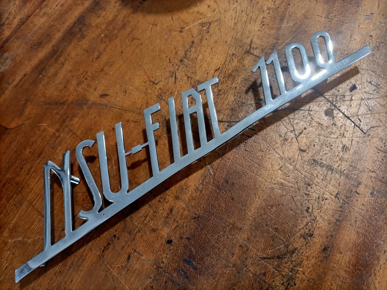 fiat nsu 1100 embleem, Ophalen