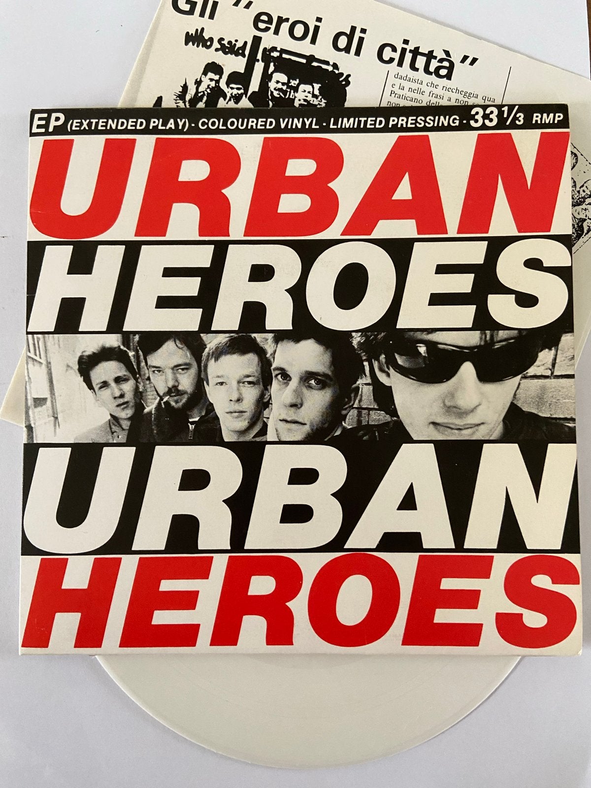 Urban Heroes - 7” EP (Extended Play) - Coloured Vinyl, Cd's en Dvd's, Vinyl | Rock, Zo goed als nieuw, Punk Rock, EP, Colored vinyl