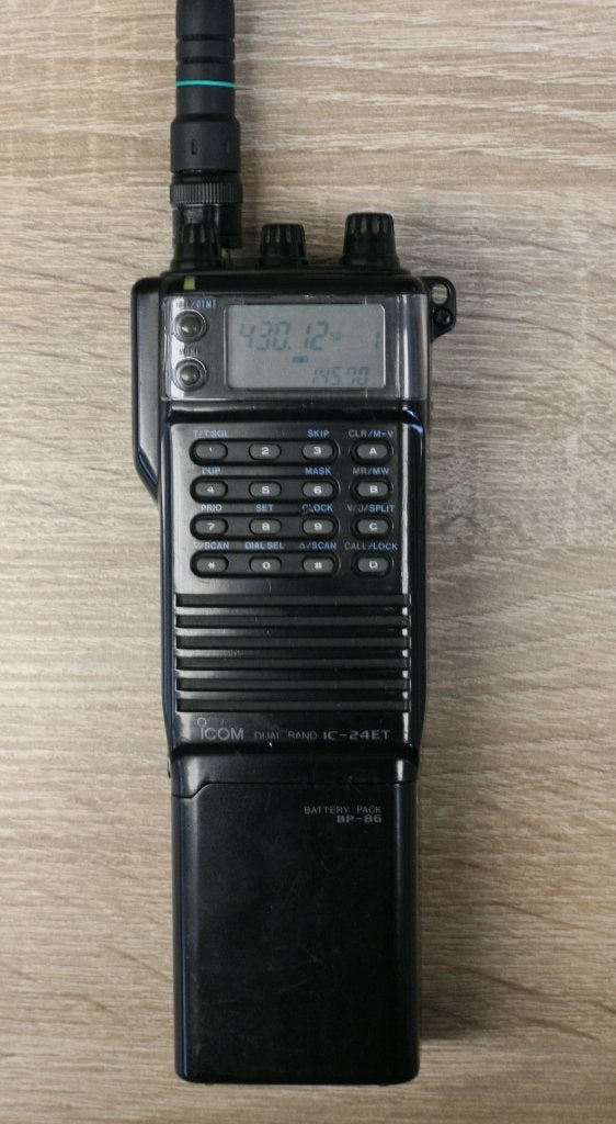 Icom IC-24ET Dualband portofoon met luchtvaart ontvangst., Telecommunicatie, Portofoons en Walkie-talkies, Gebruikt, 5 tot 15 km
