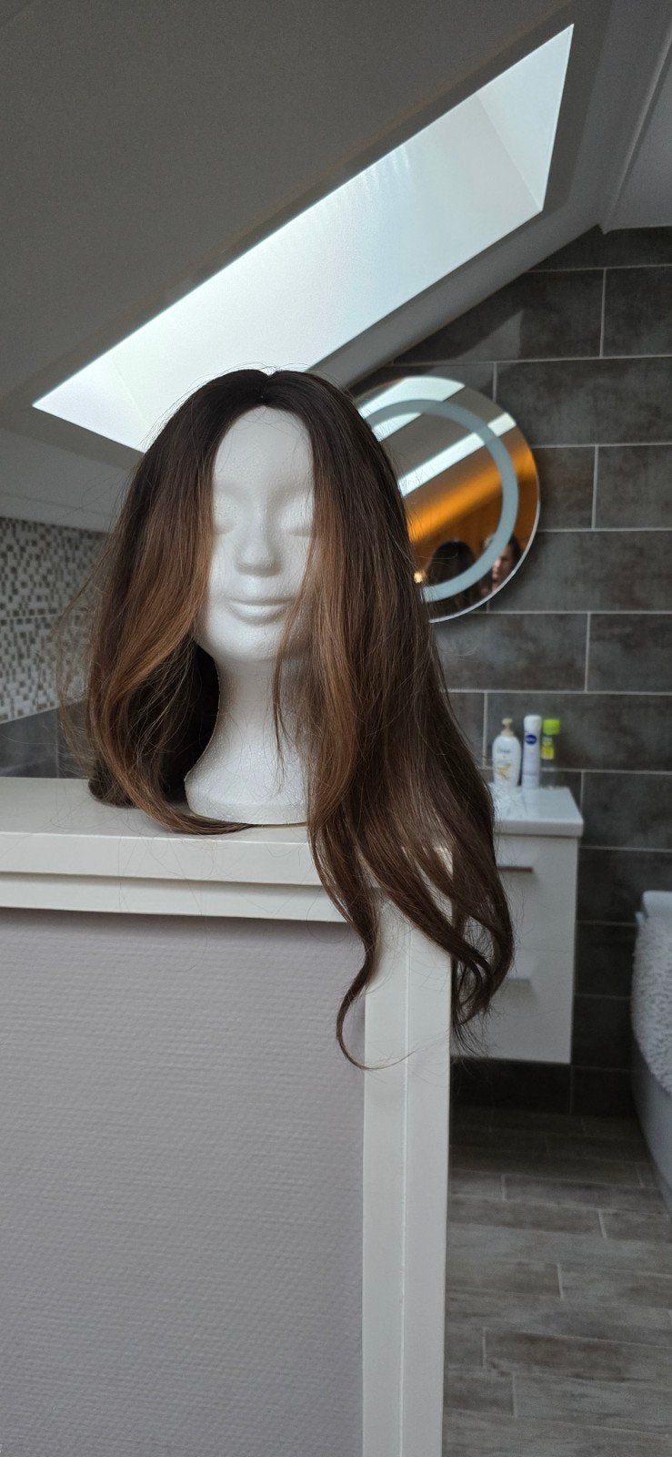 Mooie pruik met highlights, lang haar, Ophalen of Verzenden, Zo goed als nieuw, Pruik of Haarverlenging
