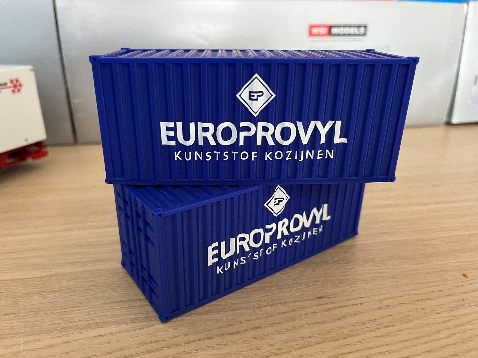 WSI Tekno 20ft containers 2 stuks Europrovyl, Ophalen of Verzenden, Bus of Vrachtwagen, Tekno