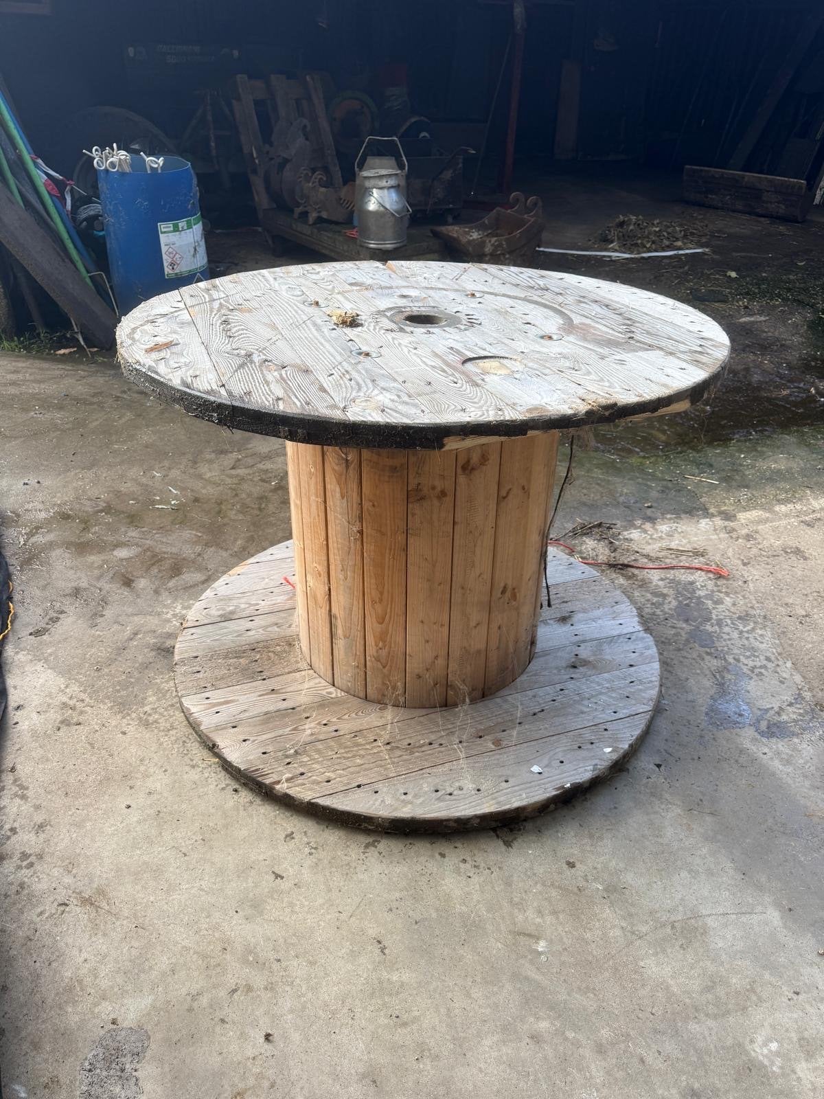 Houten kabelhaspel tafel - robuust en uniek, Tuin en Terras, Ophalen of Verzenden, Gebruikt, Rond, Hout