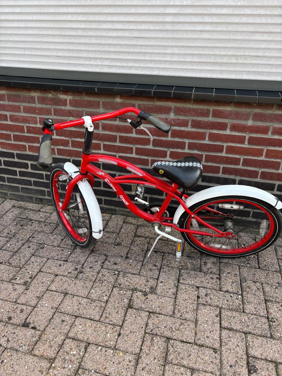 Ferrari kinderfiets rood - 20 inch, Ophalen, Gebruikt, Minder dan 16 inch
