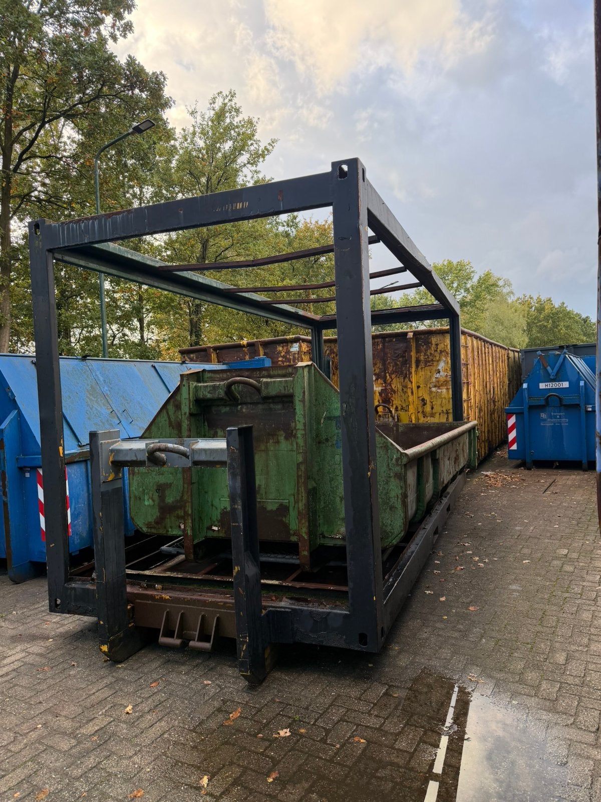 Haakarmslede met frame, Ophalen