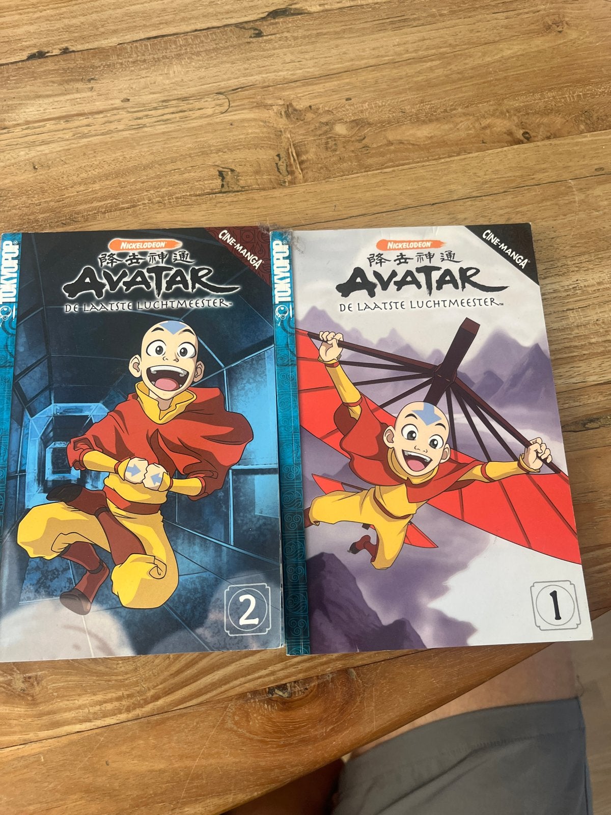 Avatar: De Laatste Luchtmeester Cine-Manga deel 1 & 2, Meerdere stripboeken, Ophalen of Verzenden, Zo goed als nieuw
