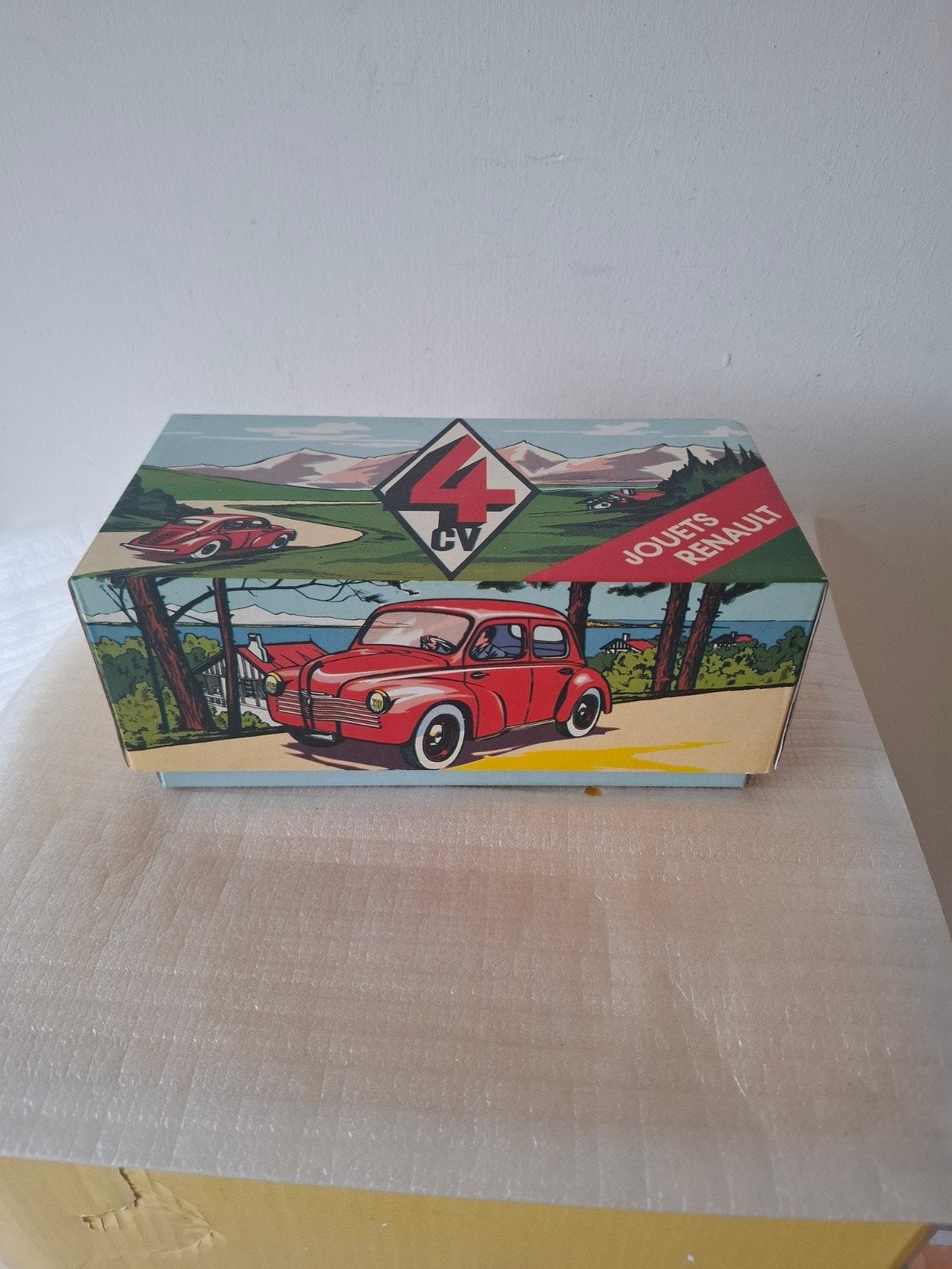 In nieuwstaat verkerende Renault 4 CV heruitgave CIJ zie de, Ophalen of Verzenden