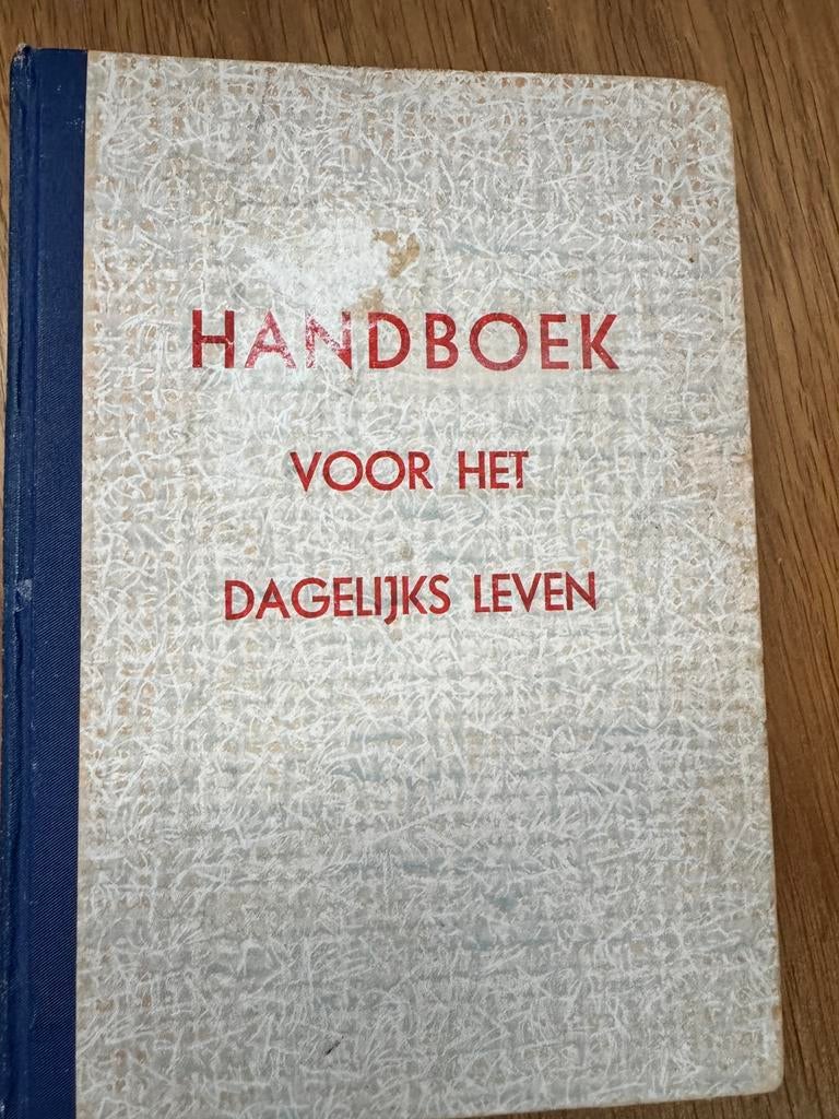 Handboek voor het dagelijks leven, Ophalen of Verzenden, Gelezen