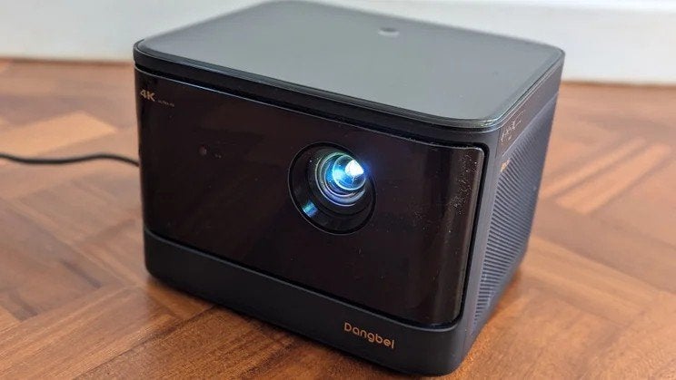 Dangbei Mars 2 Pro 4k (must have beamer), Ophalen of Verzenden, Zo goed als nieuw