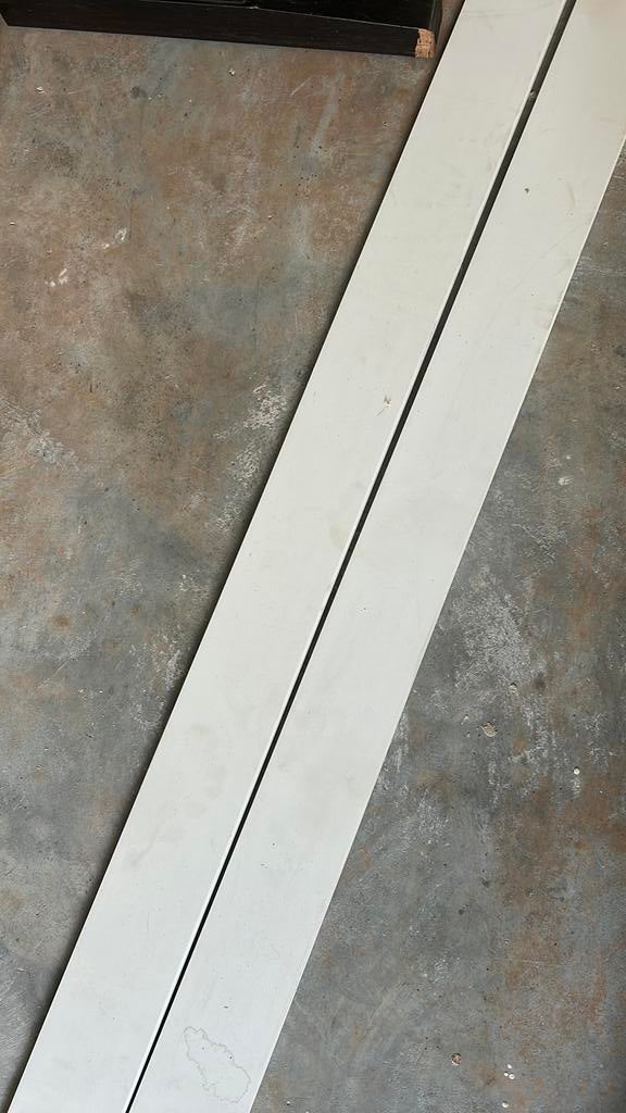 Plint, Ophalen, Zo goed als nieuw, Mdf, 200 tot 250 cm
