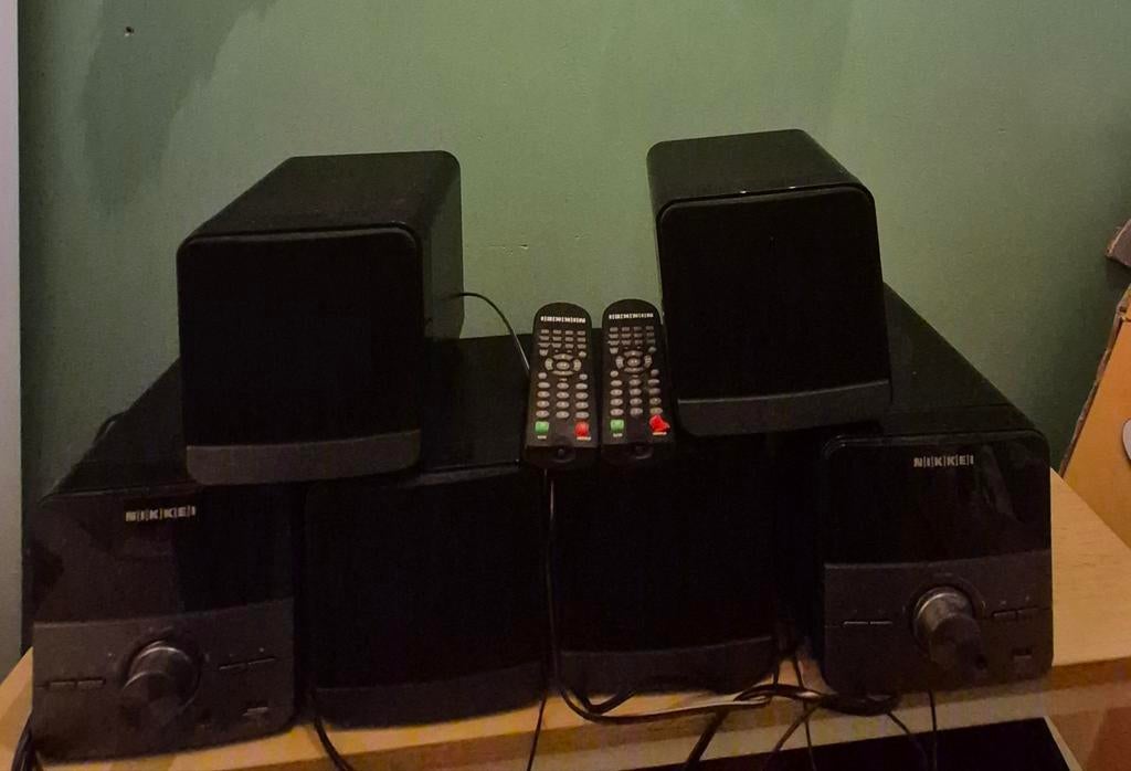 Nikkei Home Cinema Set met DVD-speler en 5.1 geluid, Gebruikt, 5.1-systeem, Dvd-speler, 40 tot 70 watt
