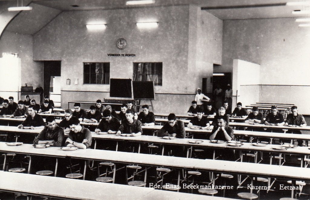 Ede  -  Elias Beeckmankazerne , eetzaal             =0080=, Ophalen of Verzenden, 1960 tot 1980, Ongelopen, Gelderland