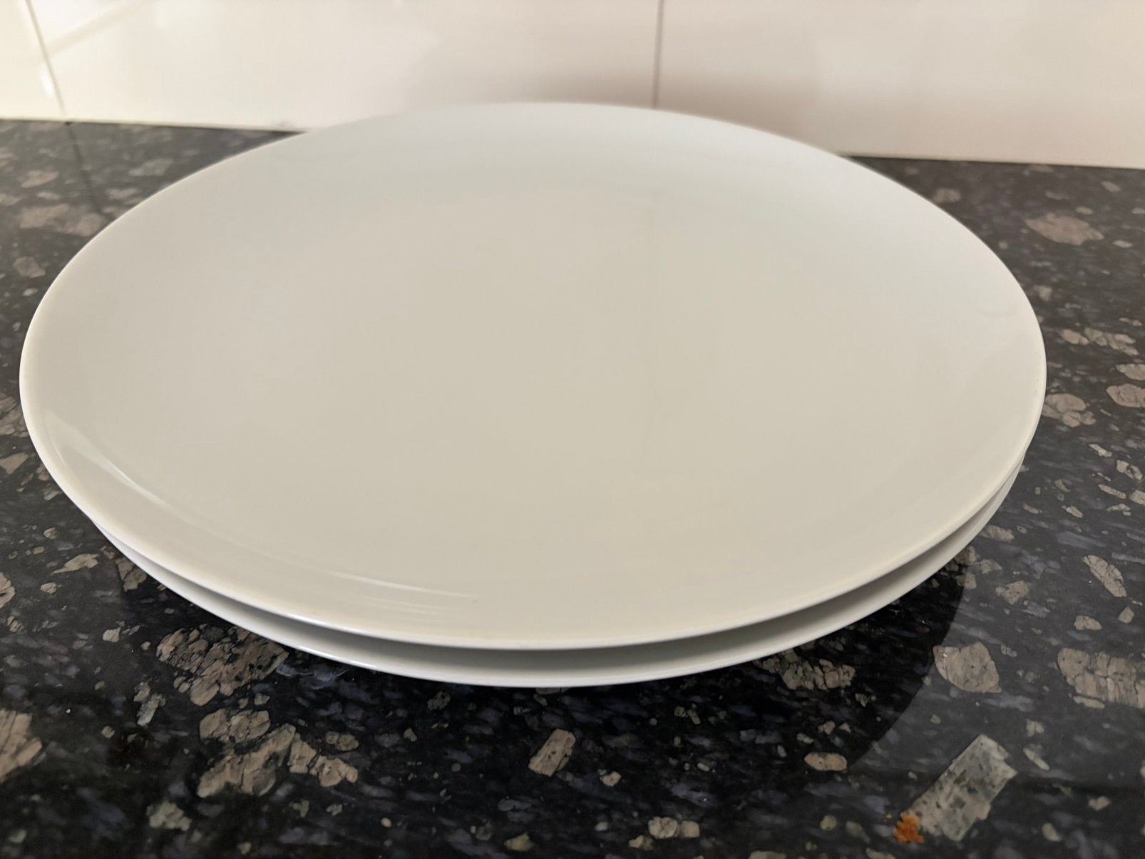 Arzberg City White River 2 pizzaborden of taartschalen 28 cm, Arzberg, Ophalen of Verzenden, Zo goed als nieuw, Bord(en)