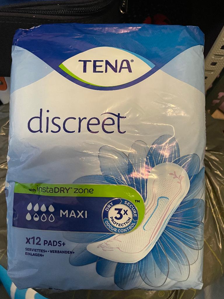 7 pakken Partij Tena Discreet Maxi 12 stuks per pak, Ophalen of Verzenden, Nieuw