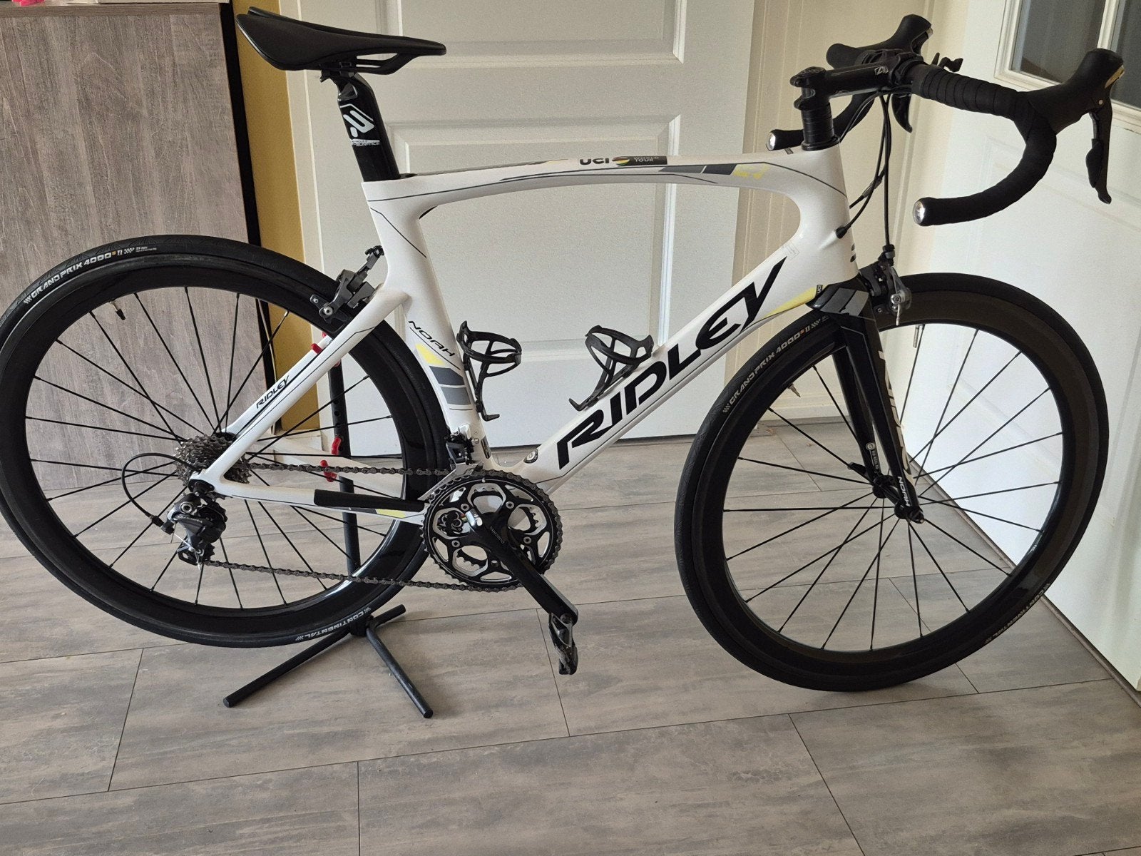 Ridley Noah Racefiets - Ultegra Afmontage, 28 inch, Carbon, Zo goed als nieuw, Meer dan 20 versnellingen