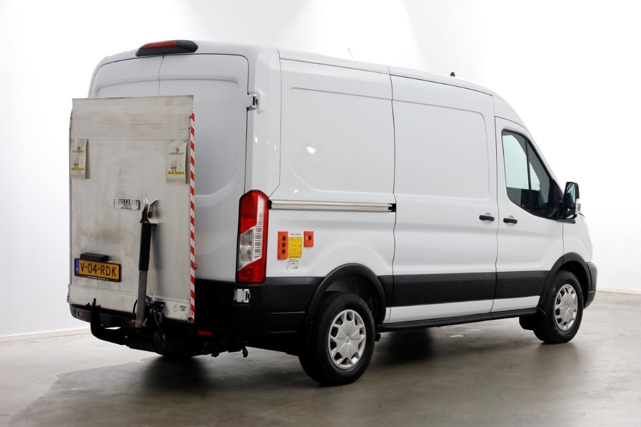 Ford Transit 2.0 TDCI 130pk E6 L2H2 Trend Airco/Navi/ACC/Laa, Voorwielaandrijving, Dealer onderhouden, Euro 6, 4 cilinders