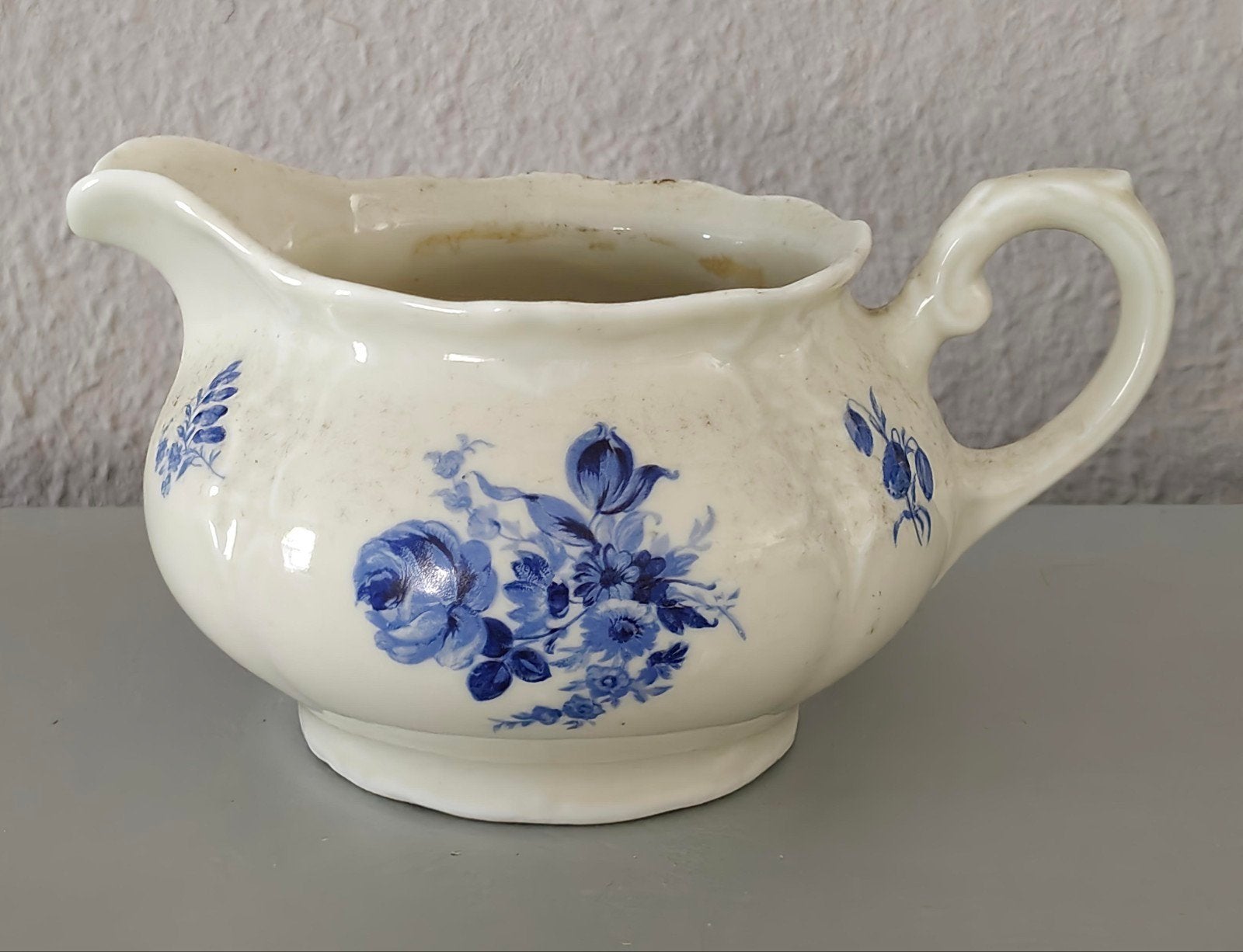 Antieke Mosa Maastricht kannetje met blauw bloemmotief, Antiek en Kunst, Antiek | Porselein, Ophalen of Verzenden