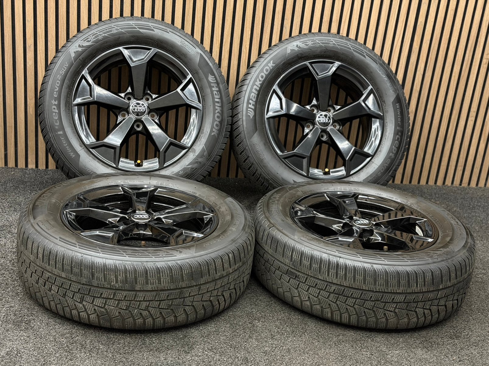 Originele 17 inch Audi Q3 5x112 ET38 215/65/17 Hankook AO, Ophalen, 215 mm, ., Banden en Velgen