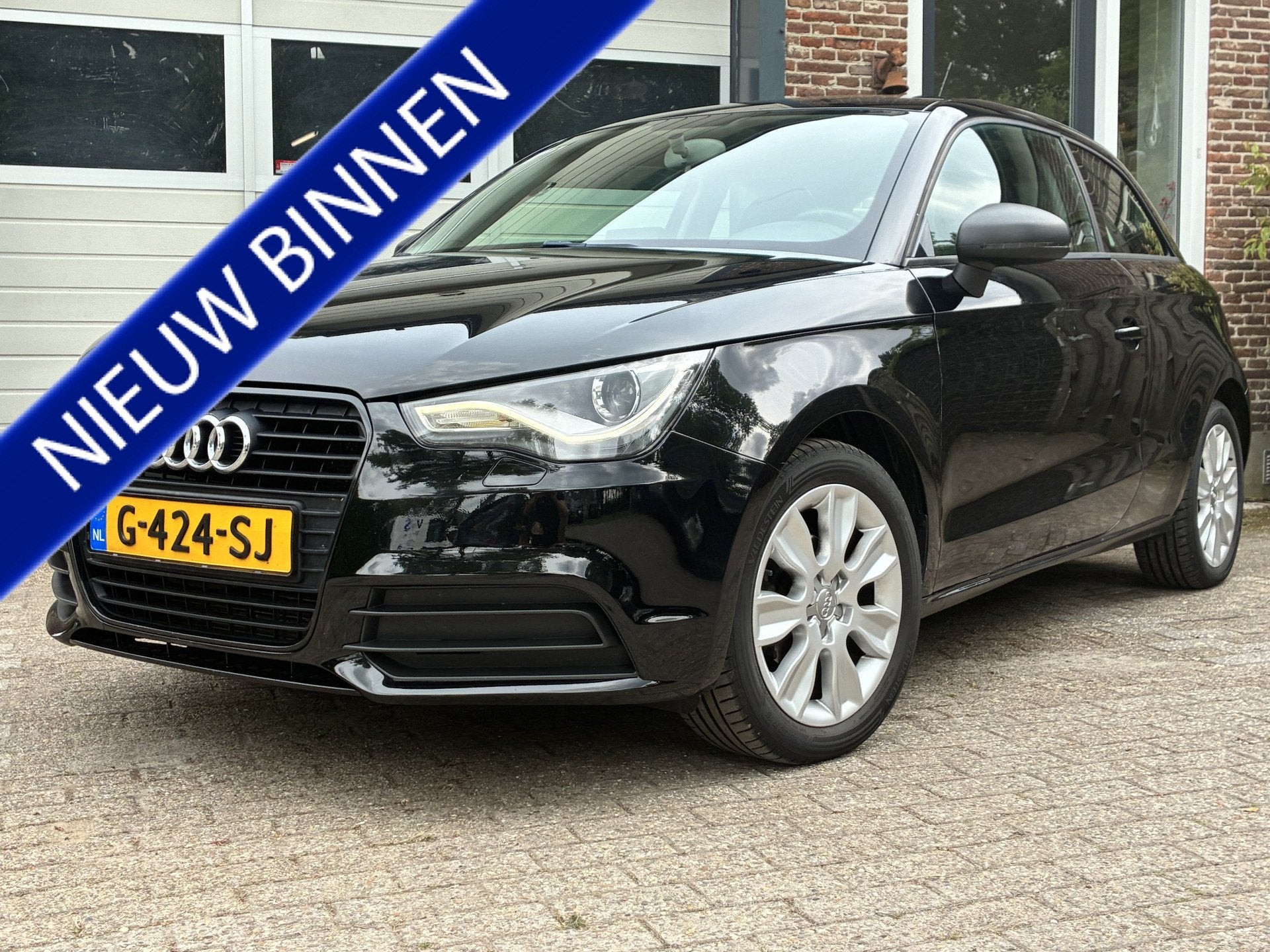 Audi A1 1.2 TFSI Pro Line S '12 Xenon Airco Navi (bj 2012), Voorwielaandrijving, Euro 5, Zwart, 4 cilinders
