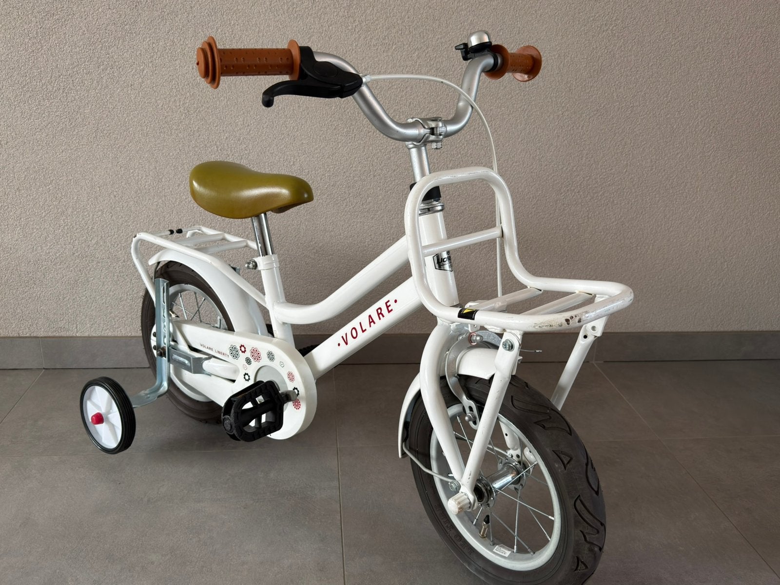 Volare Liberty kinderfiets 12 inch, Fietsen en Brommers, Ophalen, Zo goed als nieuw, Minder dan 16 inch, Zijwieltjes
