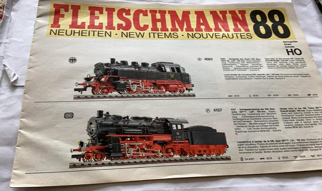 Fleischmann 1988 folder met 16 blz, Gelijkstroom, Fleischmann, Zo goed als nieuw, Boek, Tijdschrift of Catalogus