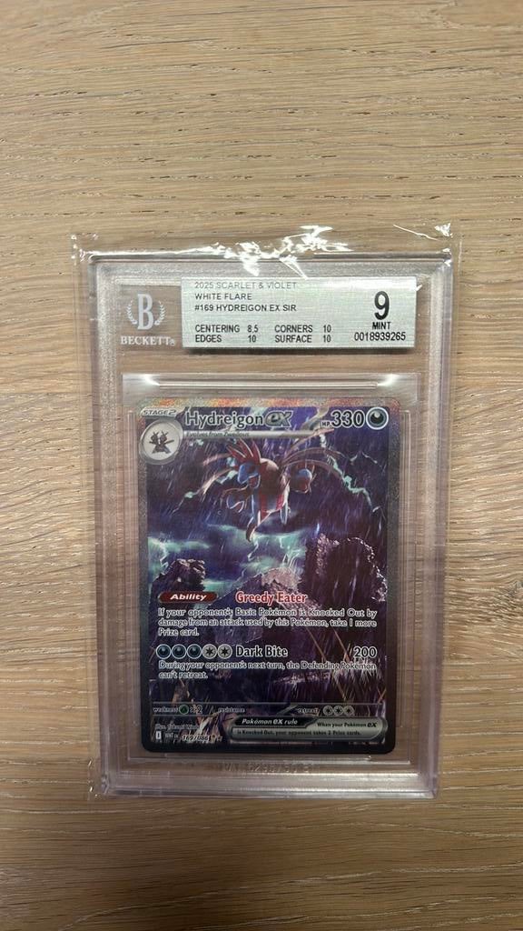 Hydreigon ex Beckett 9, Ophalen of Verzenden, Zo goed als nieuw