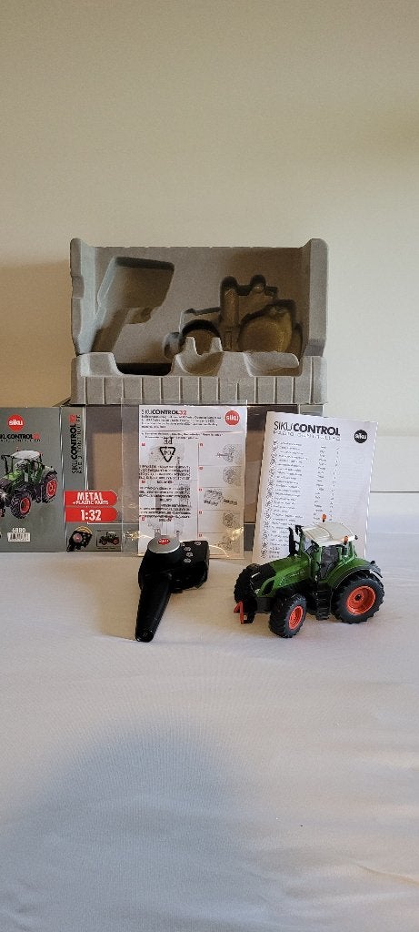 Fendt siku control, Hobby en Vrije tijd, Modelauto's | 1:32, Nieuw, Tractor of Landbouw, SIKU, Ophalen of Verzenden