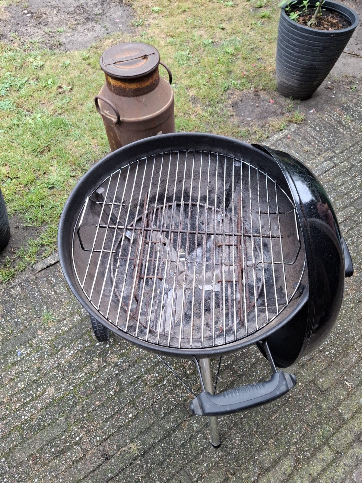 weber kolen barbecue overcompleet, Ophalen, Gebruikt, Weber barbecue rond ca 47 cm, Met accessoires