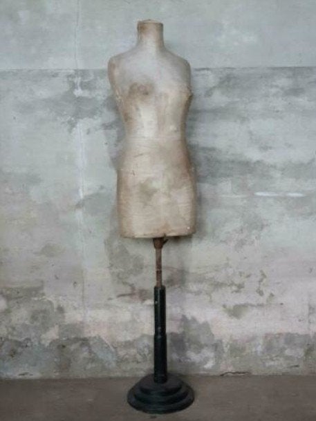 Oude Antieke Mannequin Buste Paspop op Voet Girard Paris Zij, Ophalen of Verzenden