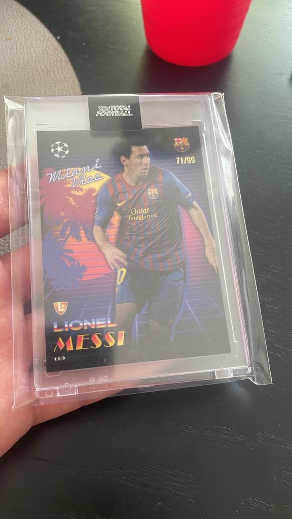 Lionel Messi Miami Vice Voetbalkaart - Limited Edition, Ophalen of Verzenden, Zo goed als nieuw, Buitenlandse clubs, Spelerskaart