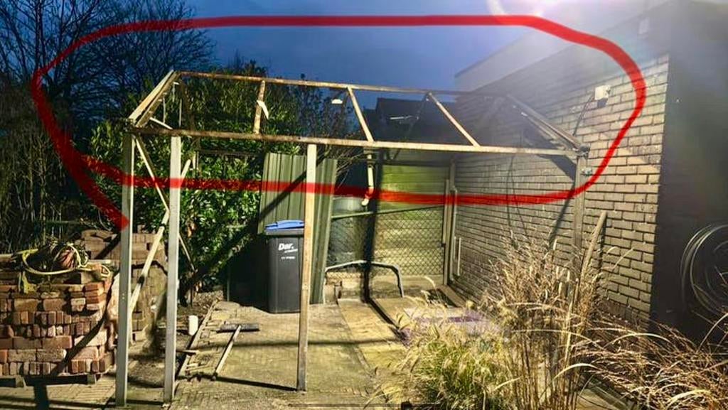 Ijzeren spanten , buitenschuur , tijdelijk buiten schuur hok, Doe-het-zelf en Verbouw, Ophalen, Gebruikt, 250 mm of meer, Overige typen