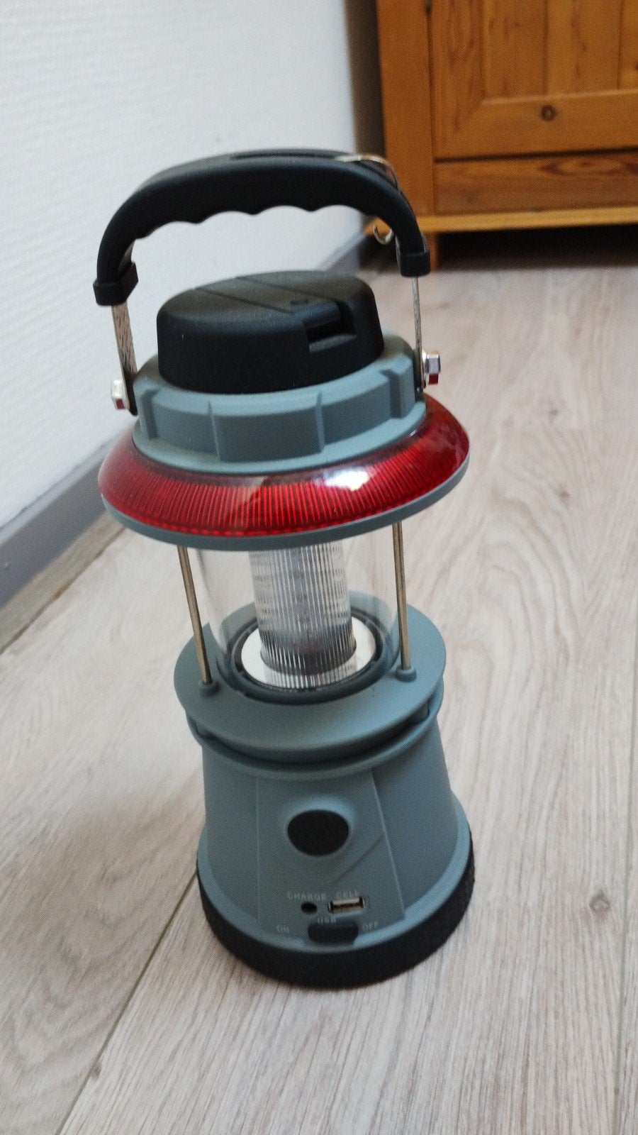 Fun Camp Kampeerlantaarn met Dynamo en USB-oplader, Ophalen, Zo goed als nieuw
