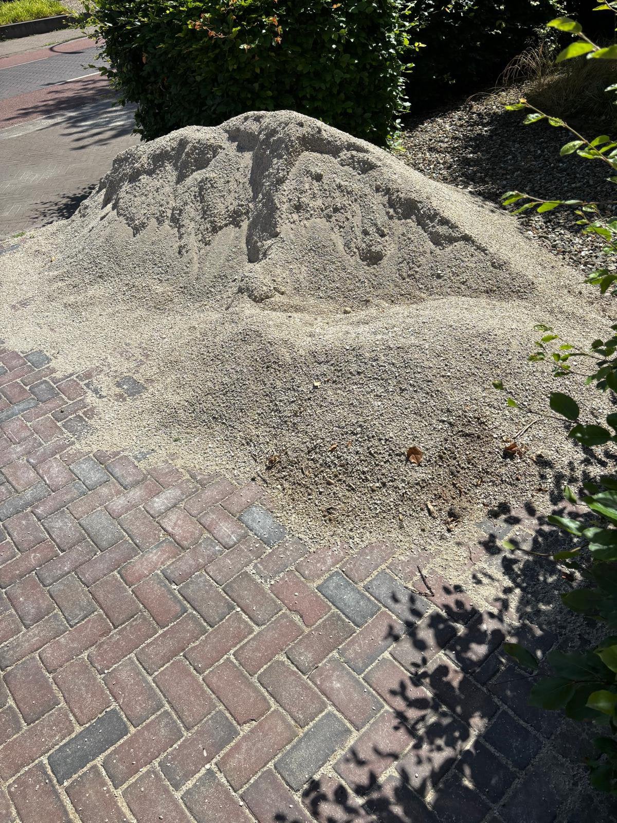 GRATIS 2,5 m3 0/4mm betongranulaat, Tuin en Terras, Ophalen, Nieuw, Brekerzand