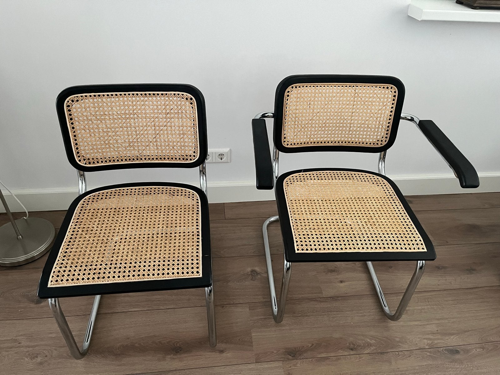 Thonet S32/S64 stoelen 2 x 2 webbing met chroom, Huis en Inrichting, Stoelen, Ophalen, Zwart, Zo goed als nieuw, Vier