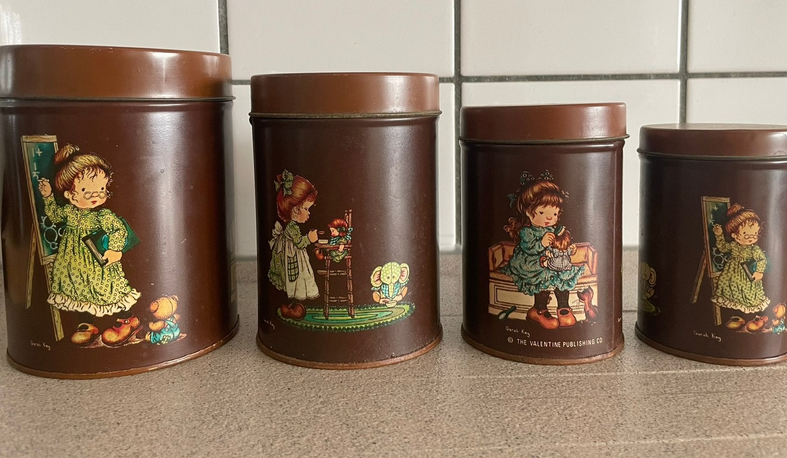 Fantastische set Sarah Kay blik trommel vintage retro, Ophalen of Verzenden, Zo goed als nieuw, Overige