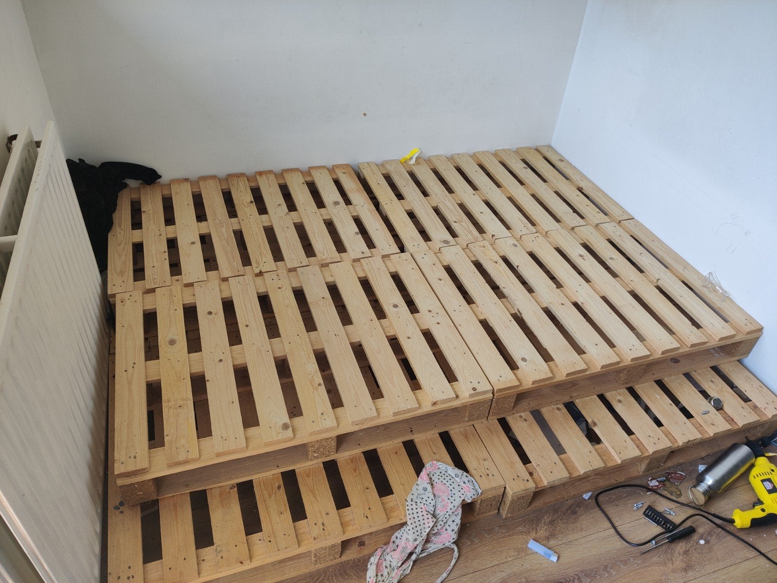 Palletbed 180x200 cm - Zo goed als nieuw, Overige kleuren, Tweepersoons, Ophalen of Verzenden, Zo goed als nieuw