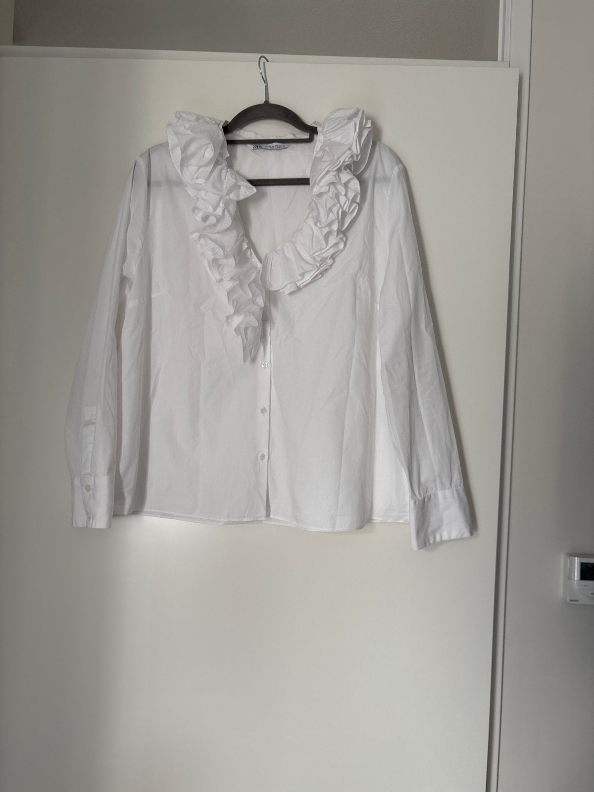 Witte  zara Dames Blouse met Ruches - 100% Katoen, Ophalen of Verzenden, Zo goed als nieuw, Maat 46/48 (XL) of groter, Wit