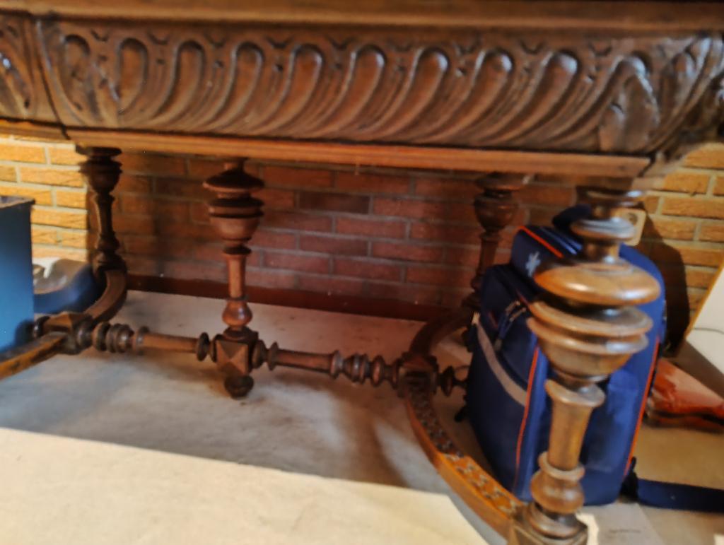 Mooie eiken mechelse tafel, in goede staat, Antiek en Kunst, Ophalen